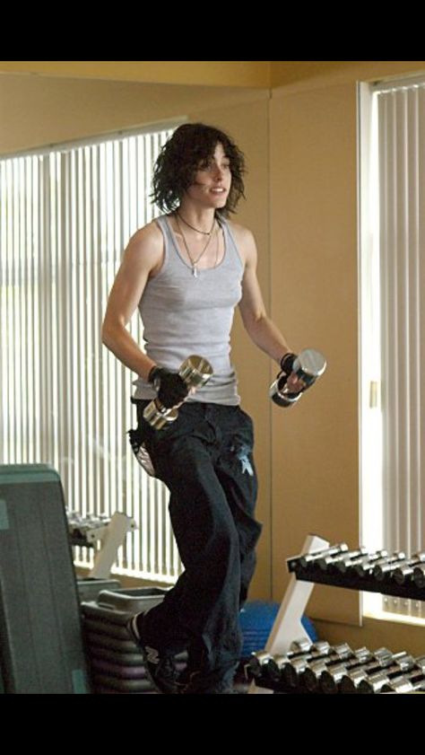 Katherine Moenning works out Shane Mccutcheon Style, Masc Lesbian Style, Shane L Word, Leisha Hailey, Shane Mccutcheon, Masc Lesbian, Katherine Moennig, L Word, Lesbian Outfits