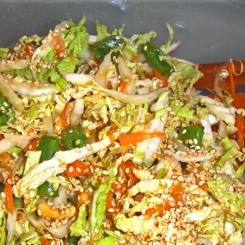 Texas Panhandle Cabbage Salad Recipe - Add or sub bok choi, omit ramen noodles, toast the almonds and sesame seeds, reduce sugar in the sauce, use olive oil instead of vegetable oil. Napa Salad, Nutrition School, Napa Cabbage Salad, Prawn Salad, Pork Salad, Texas Panhandle, Pot Luck, Napa Cabbage, Cabbage Salad