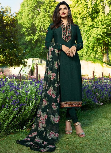 Bottle Green Anarkali, Indian Churidar, Green Suit Women, Sarara Dress, Chudidhar Neck Designs, Prachi Desai, Salwar Suit Designs, Churidar Designs, Indian Salwar Kameez