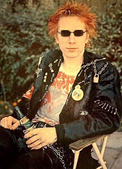 Punk Fashion 70s, Jonny Rotten, Punks 70s, 70s Punk, Johnny Rotten, 80s Punk, Punk Culture, Marc Bolan, Fashion 70s