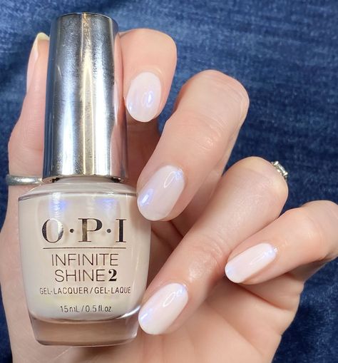 Opi Neo-Pearl Collection review and swatches - Livwithbiv.com Opi Gel Nails, Sheer Nails, Opi Polish, Opi Nail Colors, Nude Polish, Happy Sunday Friends, Sunday Friends, Bath Tubs, Pearl Nails