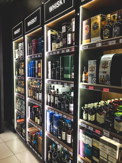 Supplement Store Design, Liquor Store Design Interiors, Liquor Shop Design, Liquor Store Design, Wine Store Design, Alcohol Store, Wine Boutique, Opening A Coffee Shop, Home Bar Rooms