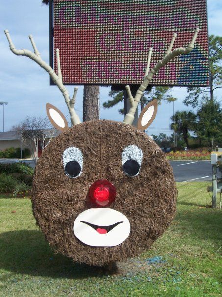 Christmas Rudolph Hay Bale  Bauman Chiropractic, Panama City  FL  www.baumanchiropractic.net Christmas Hay Bale Ideas, Christmas Hay Bales, Hay Bale Christmas, Christmas Hay Bale, Hay Bail, Hay Bale Decorations, Hay Bale Ideas, Hay Bale Art, Christmas Parade Floats