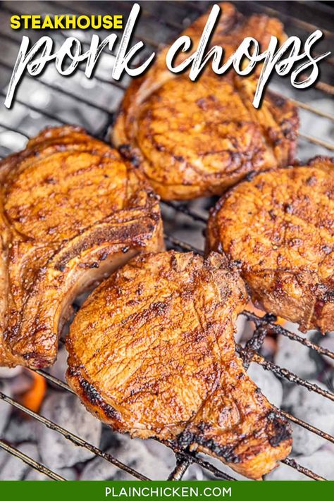 Steakhouse Pork Chops - hands down the BEST pork chops we've ever eaten!! Ridiculously easy to make! Marinate pork chops in steak seasoning and Worcestershire sauce then sprinkle with a delicious steakhouse rub of brown sugar, salt, garlic powder, onion powder, cumin, black pepper, cayenne pepper, and dry mustard. Ready to eat in under an hour! We made these twice in one week!! Our go-to pork chop recipe! Steakhouse Pork Chops, The Best Pork Chops, Best Pork Chops, Pork Chop Brine, Pork Cooking Temperature, Marinated Pork Chops, Pork Chop Recipes Baked, Plain Chicken, Grilled Pork Chops