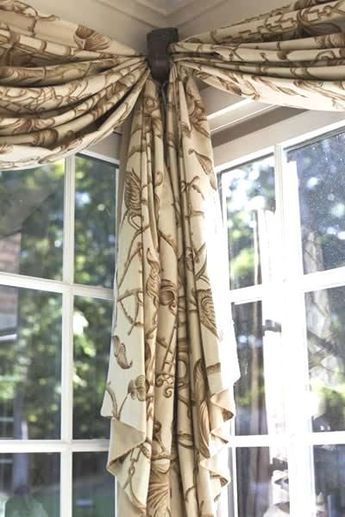 Kitchen Window Ideas Curtains, Kitchen Window Treatments Ideas, Breakfast Nook Curtains, Corner Window Treatments, Kitchen Window Coverings, Bay Window Treatments, Kitchen Sink Window, Window Treatments Ideas, Bay Window Seat