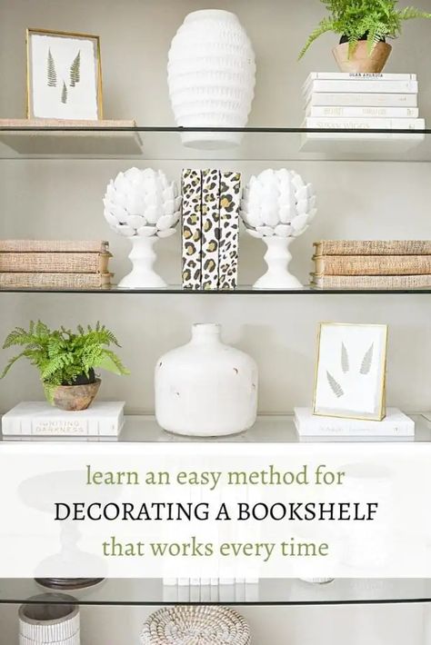 Top Of Bookshelf Decor, How To Decorate A Bookshelf, Office Bookshelf Decor, Glass Bookshelves, Styling A Bookcase, Creative Bookcases, Upscale Decor, Styling Bookshelves, Decor Bookshelves