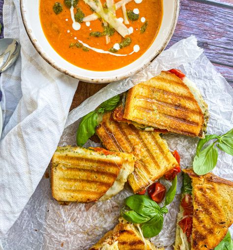 Tomato Mozzarella Panini, Tomato Mozzarella Sandwich, Mozzarella Panini, Caprese Panini, Mozzarella Sandwich, Caprese Sandwich, Panini Recipes, Baked Veggies, Roasted Tomato Soup