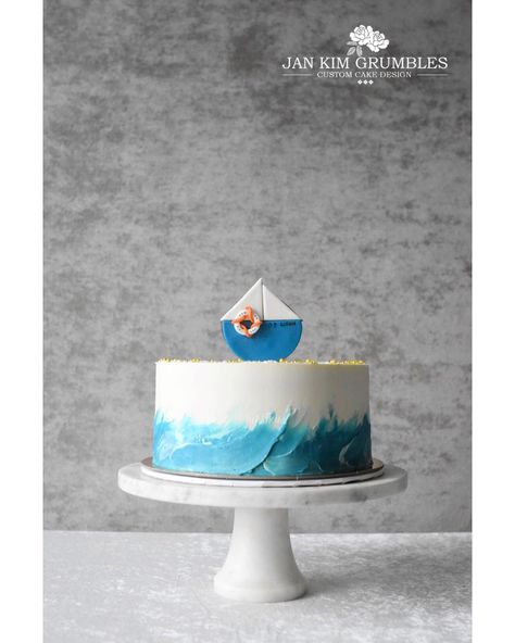 Jan Kim Grumbles Cake Design’s Instagram post: “⛵️Keeping the ocean theme alive with this fun sailboat cake for yet another quarantine birthday 😊! Happy Sunday (in case you all forgot…” Sailing Birthday Cake, Sailor Cake Nautical Theme, Nautical Birthday Cakes, Sailor Cake, Sailboat Cake, Cake Design For Men, Beach Cake, Teen Cakes, Retirement Cake