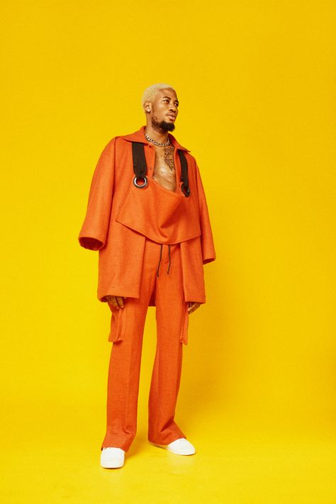 Orange And Purple Outfit, Monochromatic Outfit Men, Monotone Outfit, Y2k Shoot, Professional Photo Shoot Ideas, Music Videos Ideas, Men Street Wear, Air Nomads, Modeling Shoot