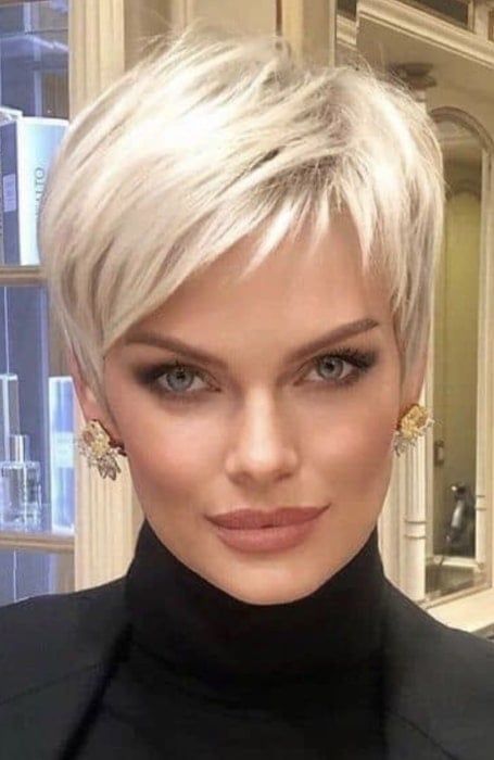 50 Pixie Bob Haircuts To Try in 2023 - The Trend Spotter Cornrows Ideas, Sunkissed Hair, Haircut Pixie, Pixie Bob Haircut, Human Hair Wigs Blonde, Short Hair Pixie Cuts, Pixie Haircut For Thick Hair, Short Hair Trends, Super Short Hair