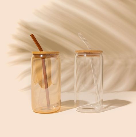 Glass Tumbler with Straw for Iced Coffee Beer Soda Drink Cups With Straws, Small Gifts For Women, Glass Cup With Bamboo Lid, Aesthetic Glass, Coffee Cup With Lid, Trendy Water Bottles, Camping Cups, Clear Cups, Glass Coffee Cups