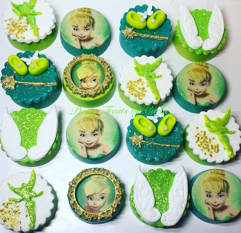 Tinkerbell Chocolate Covered Oreos - Prissy Treats Tinkerbell Cookies, Tinkle Bell, Tinkerbell Party Theme, Tinkerbell Cake, Fruit Bouquet, Chocolate Ideas, Themed Treats, Fairy Theme, Fairy Cosplay