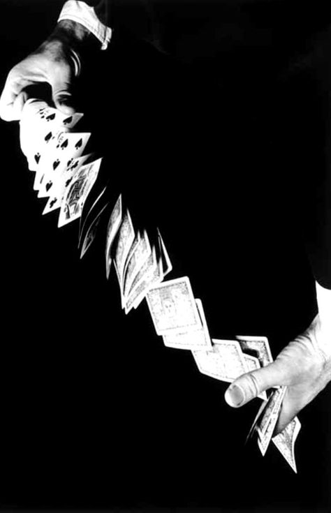 Black and White My favorite photo Kaz Brekker, Night Circus, Gambling Tattoo, Gambling Quotes, Gambling Humor, Card Tricks, Uncanny X-men, Six Of Crows, Black And White Aesthetic