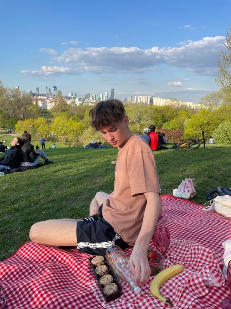 Picnic , cute boy, outfit, summer, view ib city Mens Picnic Outfit Summer, Picnic Date Outfit Men, Picnic Outfit Men, Date Outfit Men, Picnic Date Outfit, Picnic Date Outfits, Picnic Outfit Summer, Picnic Vibes, Summer View