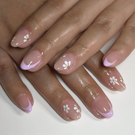 Short Rounded Acrylic Nails, Round Nail Designs, Rounded Acrylic Nails, Nagel Tips, Simple Gel Nails, Summery Nails, Girly Acrylic Nails, French Tip Acrylic Nails, Almond Nails Designs