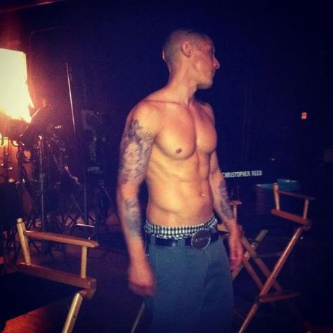 Theo Rossi - Juice SOA. I mean seriously! This is the sexiest man ever!!! Sons Of Anarchy Juice, Anarchy Quotes, Theo Rossi, Sons Of Anarchy Motorcycles, Sons Of Anarchy Samcro, Tommy Flanagan, Jax Teller, Charlie Hunnam, Sons Of Anarchy