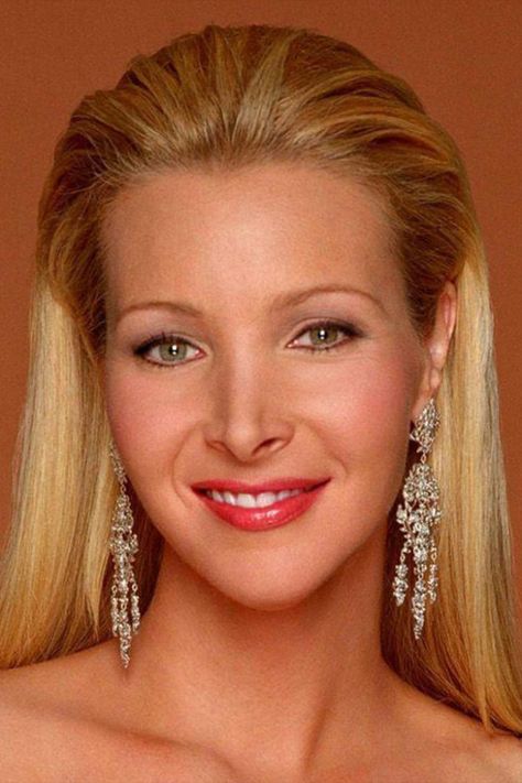 Ethereal Dramatic Natural Lisa Kudrow Ethereal Dramatic Natural, Dramatic Style, Beauty Advice, Hair Shows, Sleek Hairstyles, Natural Style, Sleek, Style Icons, Beautiful People