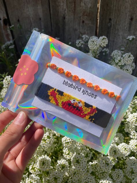 Flaming Elmo, Jewlery Aesthetic, Ideas Pulseras, Friend Ship, Bracelet String, Handmade Friendship Bracelets, Summer Recipe, Loom Bracelet Patterns, Bracelets Patterns