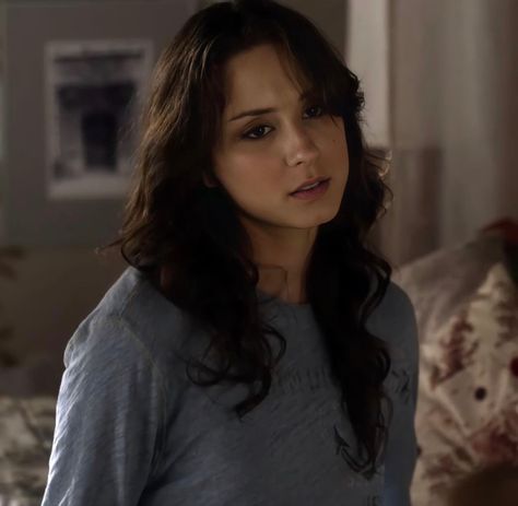 Spencer Hastings, Pretty Little Liars, Hair