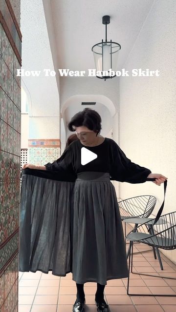 Handkerchief Hem Skirt Pattern, How To Make A Wrap Skirt, Wrap Skirt Diy, Hanbok Skirt, Tie Waist Skirt, Handkerchief Hem Skirt, Diy Skirt, Half Skirt, Blanket Wrap