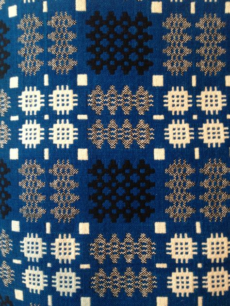 1920s Welsh blanket Welsh Tapestry, Labour And Wait, Welsh Blanket, Tapestry Blanket, Sampler Quilts, Quilting Studio, Weaving Textiles, Weaving Projects, Weaving Patterns