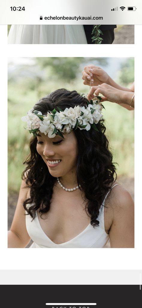 Flower Crown Hawaii Wedding, Hawaiian Flower Crown, Wedding Hair Flower Crown, Sisters Wedding, Flower Crown Hairstyle, Oahu Wedding, Wedding Hairstyles With Veil, Flower Crown Wedding, Hawaiian Flowers