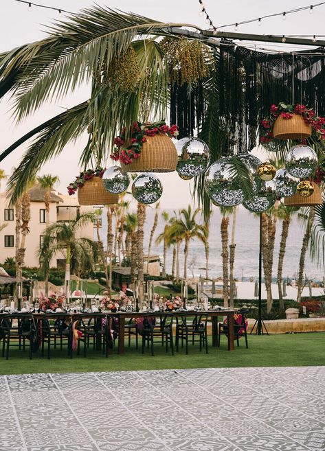 Tropical Dance Floor, Tulum Wedding Decor, Jungle Disco Wedding, Tropical Disco Wedding, Sangeet Theme, Glam Beach Wedding, Jungle Disco, Tropical Dance, Colombia Wedding