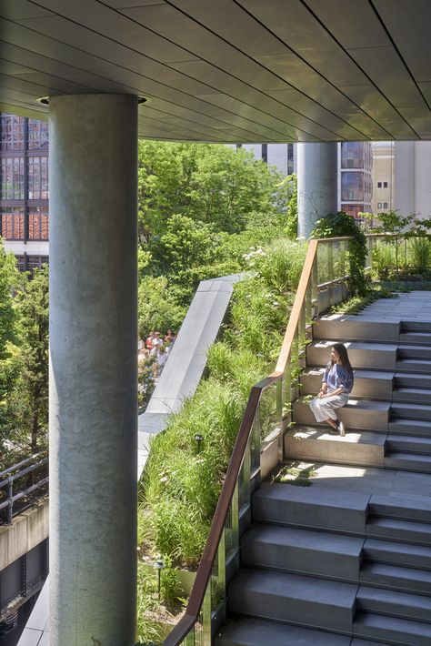 Landscape Stairs Architecture, Railing Exterior, Outdoor Staircase, Architecture 101, Landscape Stairs, Commercial And Office Architecture, Renovation Architecture, Building Entrance, Japan Architecture