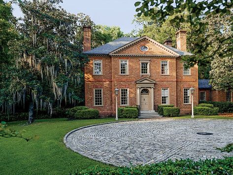 Savannah Georgia Houses, Savannah Georgia Homes, Brick Cottage, Post And Beam Home, Built In Banquette, Andrea Palladio, Antebellum Homes, Chief Architect, Georgian Architecture