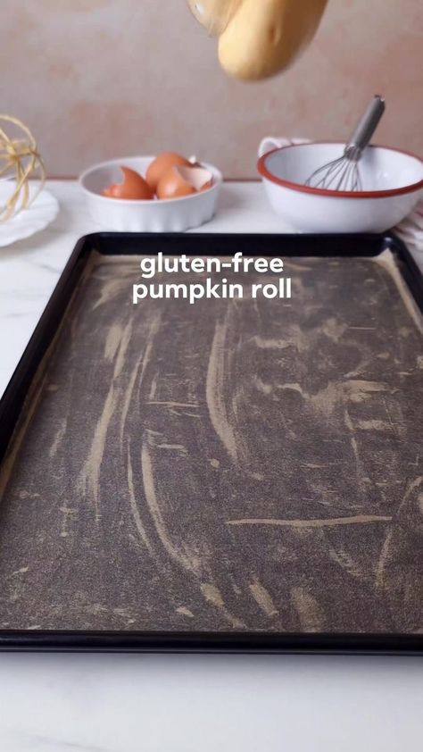 Gluten Free Pumpkin Roll, Pumpkin Rolls Recipe, Pumpkin Roll, Gluten Free Pumpkin, Gluten Free Baking, Sans Gluten, Fall Thanksgiving, Just Desserts, Delicious Recipes