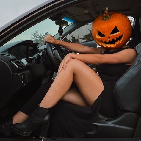 Halloween Car Pictures, Spooky Car Photoshoot, Pumpkin Mask Photoshoot, Pumpkin Head Outfit Ideas, Pumpkin Head Photoshoot Single, Halloween Car Photoshoot, Pumpkin Head Lingerie Shoot, Pumpkin Head Pics, Pumpkin Head Poses