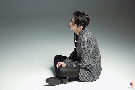 Leg Reference, Ong Seung Woo, Patterned Armchair, Chair Leg Floor Protectors, Outdoor Lounge Chair Cushions, Ong Seongwoo, Sitting Poses, Chair Makeover, Figure Poses