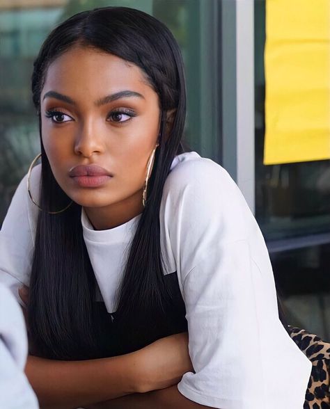 Yara Shahidi Hairstyles, Zoey Johnson, Yara Shahidi, Big Box Braids, Big Box Braids Hairstyles, Box Braids Hairstyles, Beauty Queens, Hair Dos, Style Icons