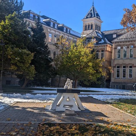 ❄️💙**True Aggie Love in the Snow** 💙❄️ At Utah State University, even the snowmen can't resist a little romance! Here’s our frosty friend stealing a kiss at the True Aggie Block A. From colorful autumn leaves to this winter magic, our campus truly captures the spirit of every season! Celebrate tradition #trueblueaggiefriday #utahstateuniversity #UtahState #trueaggienight Utah State University Aesthetic, 2025 Board, Utah State University, Year Goals, Vision Board Images, Utah State, Winter Magic, Junior Year, 2025 Vision