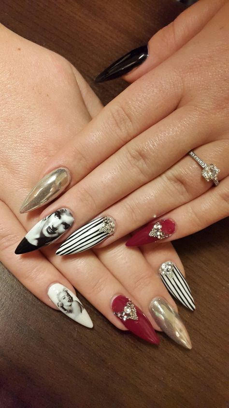 Marilyn Monroe Nails Designs, Marilyn Monroe Nails, Iconic Nails, I Nails, Marilyn Nails, Chocolate Nails, Infinity Nails, Popular Nail Designs, Nail Pictures