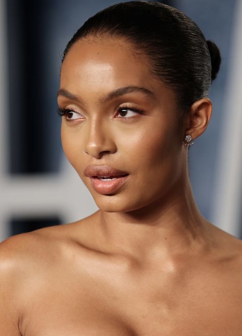 Archetype Makeup, Elegant Archetype, Terracotta Makeup, Yara Shahidi, Brown Skin Makeup, Soft Glam Makeup, Bridal Makeup Looks, Dior Beauty, Kehlani