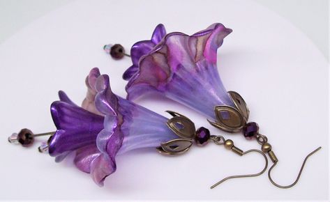 Purple Earrings Boho Earrings Dangle Flower Earrings Lever - Etsy Art Nouveau Earrings, Lucite Flower Earrings, Art Nouveau Earring, Large Statement Earrings, French Hook Earrings, Vintage Style Art, Vintage Style Earrings, Painted Flower, Purple Earrings