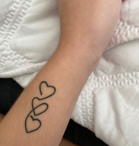 Love Heart Tattoo On Arm, Cute Love Tattoos For Women, 3 Red Hearts Tattoo, Hearts With Dates Tattoo, Arm Tattoo Simple, 3 Heart Tattoo, Heart Arm Tattoo, Heart Wrist Tattoo, 3 Hearts Tattoo