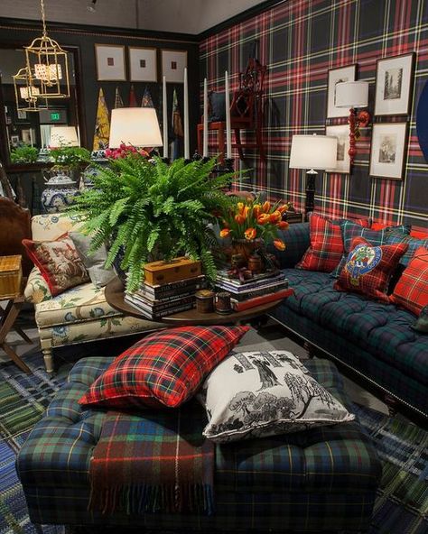 Tartan Decor, Scottish Interiors, Scottish Decor, Scottish Homes, Ralph Lauren Bedding, Scottish Fashion, Wood Home, House In The Woods, Luxury Living Room