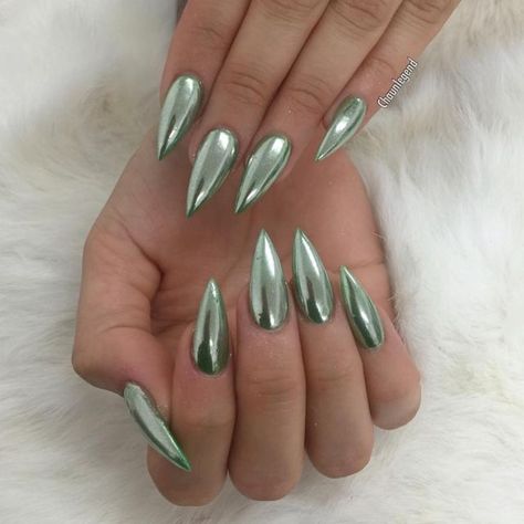 @marabe11 for more poppin pins✨ Lights Lacquer, Pink Chrome Nails, Makeup Nails Designs, Chrome Nail Art, Chrome Nails Designs, Mirror Nails, Silver Nail, Nails Green, Metallic Nails