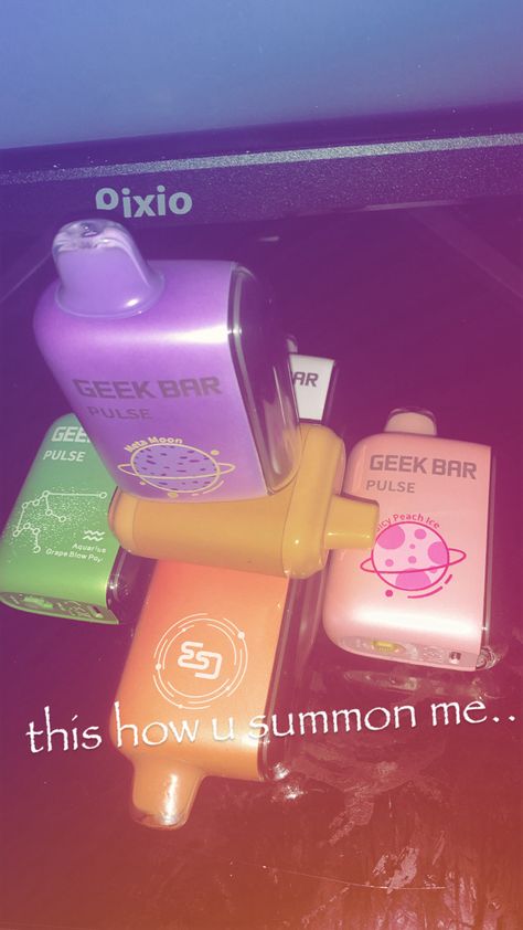 Geek Bar Pulse Flavors, Geek Bar Aesthetic, Geekbar Pulse, Vapepod Aesthetic, Rauch Tricks, Bar Geek, Geek Bar, Impulsive Ideas, High Quotes