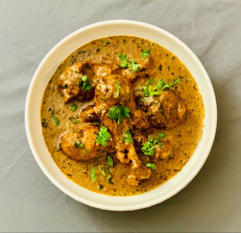 Chicken Mughlai, Mughlai Chicken, Whole Spices, Indian Chicken Recipes, Indian Chicken, Chicken Masala, Chicken Recipe, Cooking And Baking, Click The Link