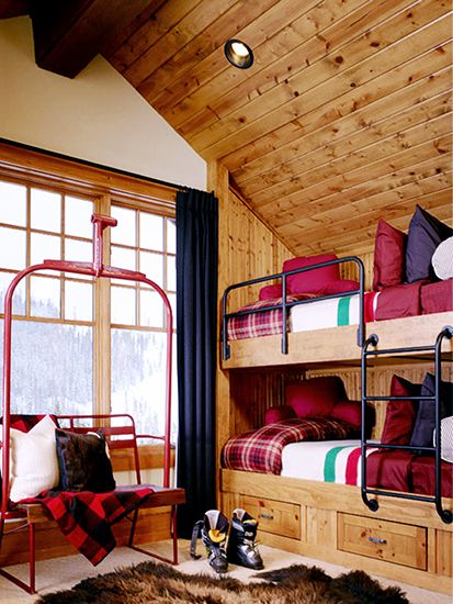 Let It Snow! 6 Decorating Ideas For a Chic Ski Home via @MyDomaine Swedish Chalet, Ski Cabin Decorating Ideas, Ken Fulk, Ski House Decor, Hampshire House, Tahoe Cabin, Ski Lodge Decor, Ski Cabin, Bunk Rooms