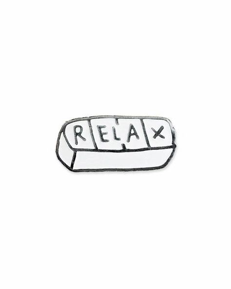 Pill Drawing Simple, Chill Pill Tattoo, Pill Tattoo Ideas, Pill Tattoo, Mgk Tattoos, Pharaoh Tattoo, Jacket Patches, Collage Des Photos, Pharmacy Tech