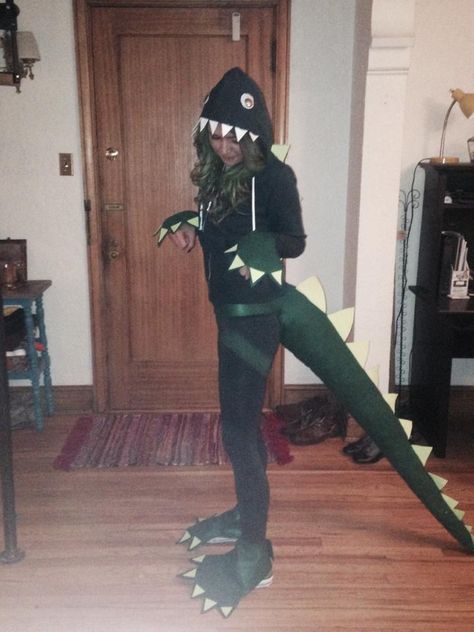 Dinosaur Woman Costume, Woman Dinosaur Costume, Womens Dinosaur Costume, Dino Costume Women, Diy Dinosaur Costume For Women, Crocodile Costume Women, Dinosaur Costume Adult, Diy Dinosaur Costume, Godzilla Costume