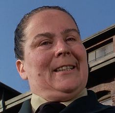 Trunchbull Makeup, Matilda Miss Trunchbull, Agatha Trunchbull, Matilda Cast, Matilda Movie, Miss Trunchbull, Original Halloween Costumes, Evil Character, Mara Wilson