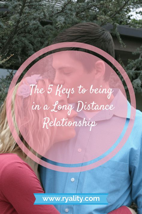 Going into a long distance relationship, there are ways that you can give your long distance relationship the best chance of surviving. Long Distance Relationship Tips, Long Distance Relationships, Best Memes Ever, Distance Relationships, Long Relationship, College Tips, Flirting Quotes Funny, Flirting Moves, Memes Sarcastic