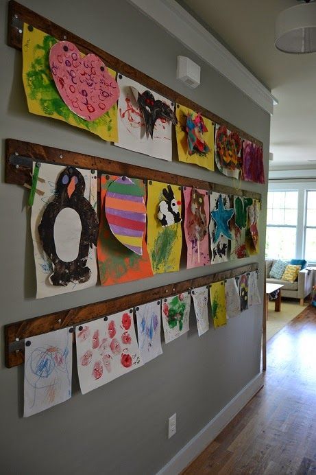 Diy Kids Art Display, Kids Art Display Wall, Art Display Wall, Art Magnets, Displaying Kids Artwork, Art Display Kids, Childrens Artwork, Kids Artwork, Toy Rooms