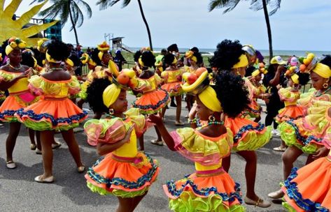 Los 25 Bailes Típicos de Colombia Más Populares