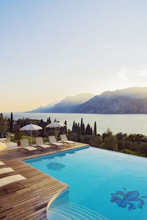 Hotel Bellevue San Lorenzo Pool, Lake Garda, Italy Resort Pools, Hotel Pool, Lake Garda, Swimming Pool Designs, San Lorenzo, To Infinity And Beyond, Beautiful Hotels, Vacation Hotel, Cool Pools